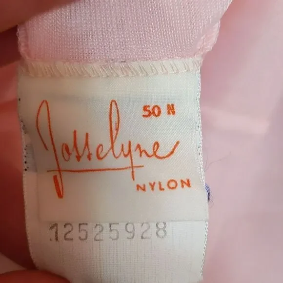 Vintage NYLFrance Josselyne baby pink nylon peignoir - Picture 12 of 13